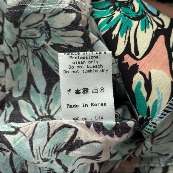 Storets Olivia Floral Belted Mini Dress. S/M Size, adjustable belt. - Picture 10 of 16